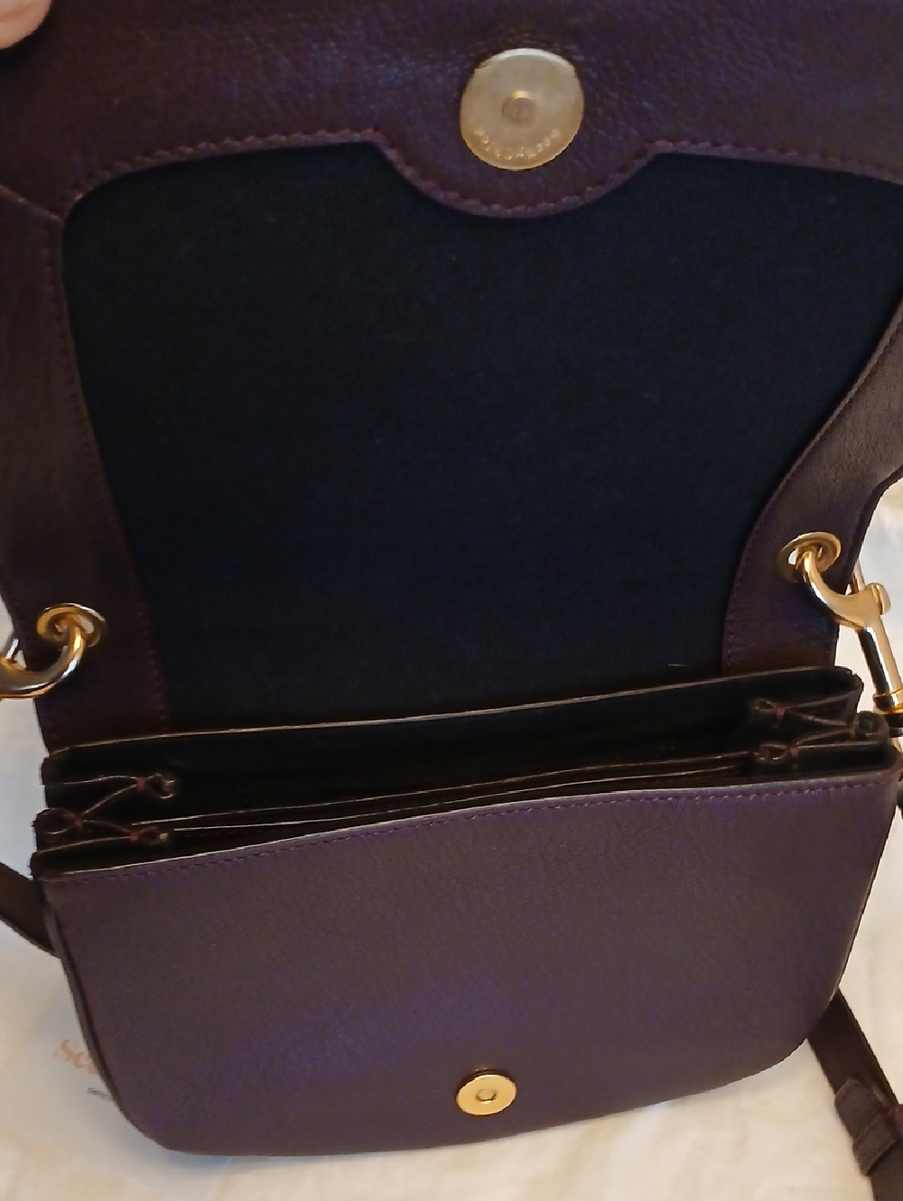 See By Chloe Black and Chocolate Brown Leather Crossbody Bag with Gold Hardware - Picture 11 of 16